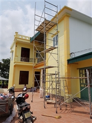 RỰC RỠ TRONG NẮNG